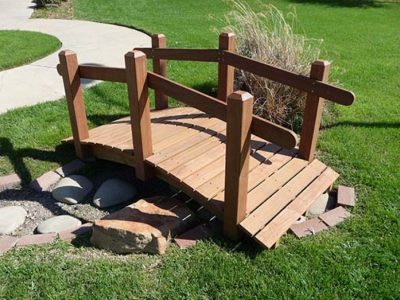 Natural Garden Bridge - Grounds for Early Play